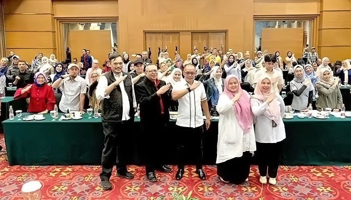 DPRD - Asep Robin Semangati Koperasi Merah Putih Kelurahan Bangkitkan Ekonomi Berbasis Kerakyatan -71510 -