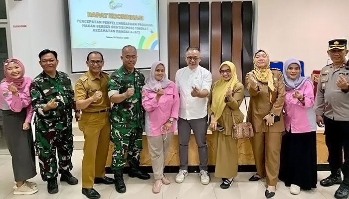 DPRD - Dewan Gelar Rapat Koordinasi Percepatan Program MBG Bersama Forkopimcam di Kecamatan Mandalajati -71410-