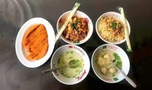 Long Weekend di Bandung, Yuk Menjelajah Lima Kulineran Bakmi Ini! 1 -0404 26- (2u)