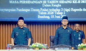Tiga Raperda Pemkot Bandung Masuki Tahap Pandangan Umum Fraksi DPRD 1u -1806 26-